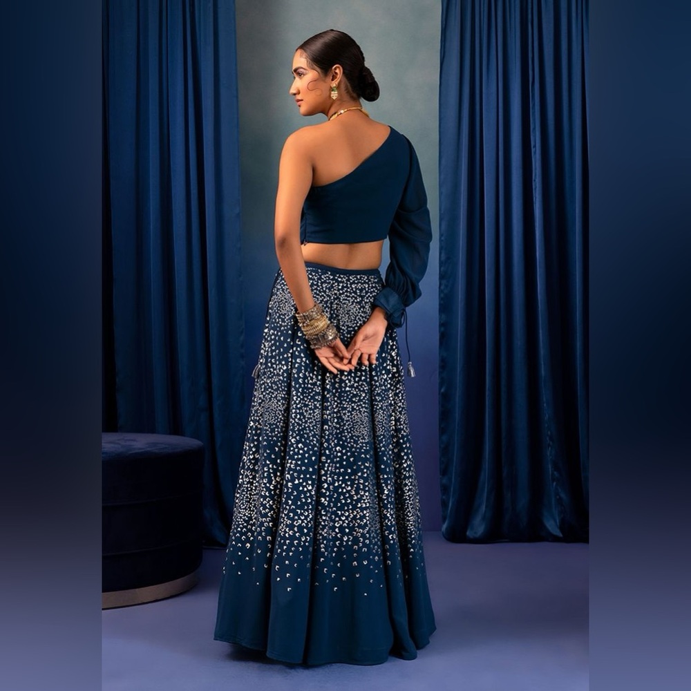 Teal Foil Print Lehenga & One Shoulder Blouse With Attached Drape — Size Medium - Picture 6 of 15
